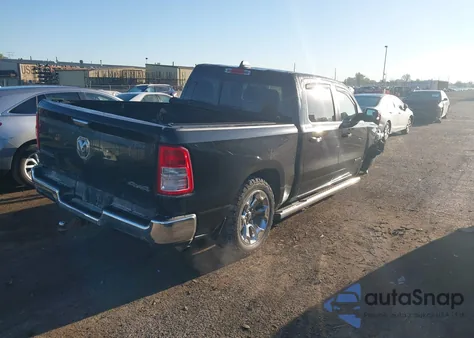 2019 Ram 1500 Big Horn/Lone Star 4X4 5'7 Box из США, поврежденный, VIN 1C6RRFFG3KN818677